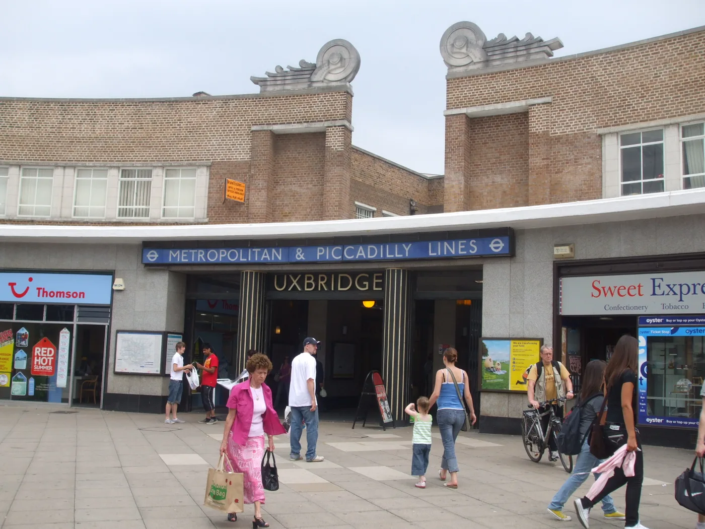 Uxbridge station on the High Street, the western terminus of both the Metropolitan and Piccadilly lines